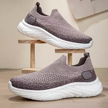 Spring men s shoes 2025 new couple mesh breathable sports shoes lazy one pedal flying weaving casual trend women s shoes 36