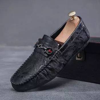 Spring new European station casual shoes men s Doudou shoes low-top driving one-pedal lazy shoes leather shoes loafers 39