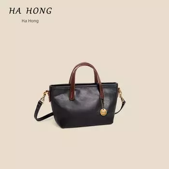 Spring Summer New Vegetable Tanned Full-grain Leather Shoulder Messenger Bag Small Square Bag Women s Popular 2025 New Black