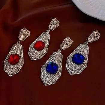 Square earrings retro light luxury earrings fashionable temperament earrings красный