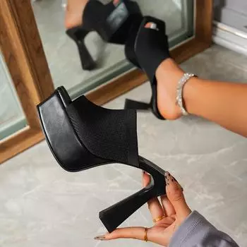 Square head flying woven high-heeled slippers women s 2025 summer new thick heel large size thick bottom square head cool slippers 35 чёрный