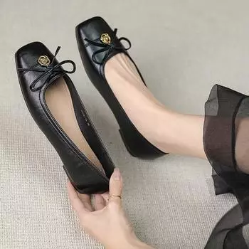 Square head shallow mouth single shoes female flat bottom new Korean version fairy style grandma shoes soft leather soft sole Doudou shoes W108-10 35 чёрный