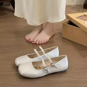 Square head single shoes women s spring new flat bottom shallow mouth with skirt Mary Jane small leather shoes 35