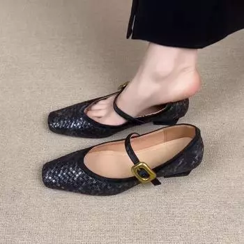 Square-toed Shallow-mouthed Single Shoes with A One-shoulder Buckle and Thick Heels 34