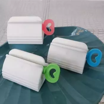 Отжимной зажим для туалета, кухонные принадлежности, мода, простой ручной дозатор, моющие средства, зубная паста, ванная комната, домашний декор, ювелирные изделия, аксессуары Random