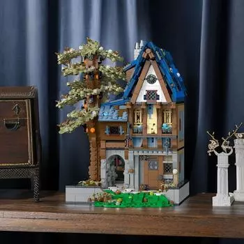 Средневековая кузница, волшебный дом, таверна, строительные блоки, вид на город и улицу, набор кирпичей для взрослых, настольные украшения, детская игрушка в подарок зелёный