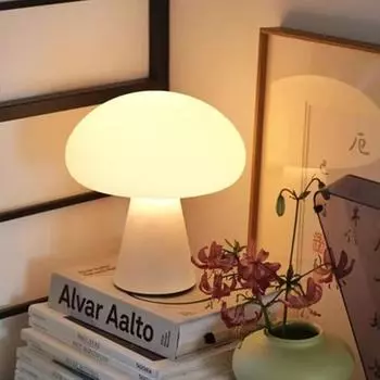 Средневековая настольная лампа в виде гриба, маленькая ночная лампа, кремовая ветрозащитная сетка, красная атмосферная лампа для спальни, прикроватная настольная лампа, подарочная лампа 3-color light&With plug