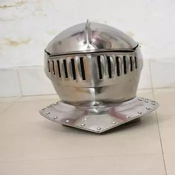 Средневековые предметы коллекционирования, европейские рыцарские доспехи, крестовый костюм, шлем,