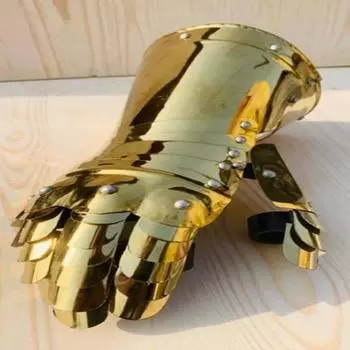 Средневековые стальные золотые перчатки. Средневековая пара рукавиц. Броня. Перчатки. Рождественский подарок для косплея. Рыцарские доспехи.