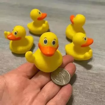 Средний палец, желтая утка, украшение, милая забавная пластиковая утка, фигурка животного, статуя, скульптура, украшение для настольной приборной панели, подарок на день рождения для детей и взрослых S