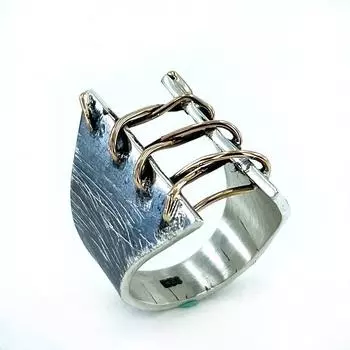 Сшитое вручную кольцо специального дизайна с краями из подлинного серебра 925 пробы