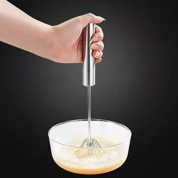 Полуавтоматический венчик из нержавеющей стали для взбивания сливок и яиц, а также ручные венчики для выпечки. серый