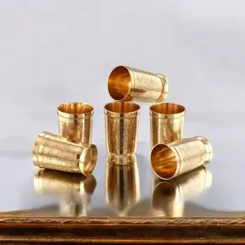 Стакан/кружка из чистой латуни с тисненым дизайном для питья, с множеством полезных для здоровья свойств, объем - 250 мл каждый (Набор из 6)
