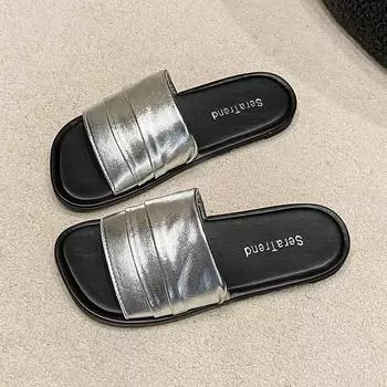 Star models are beautiful, flat-bottomed cool slippers, women s summer outer wear, new models with skirts, beach vacation 35 серебряный