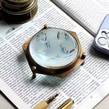 Старинное шестиугольное увеличительное стекло из ржаво-коричневой латуни, экспонат – 8,89 см x 10,16 см x 6,35 см как