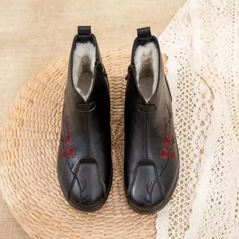 Старые пекинские хлопковые туфли для мам из кожи с мягкой подошвой, зимние бархатные короткие ботинки для пожилых людей, теплые кожаные туфли для бабушек среднего и пожилого возраста 35 чёрный
