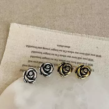 Старые трехмерные металлические серьги-гвоздики в форме розы, женские маленькие, изысканные и модные, элегантные, универсальные серьги для поездок на работу
