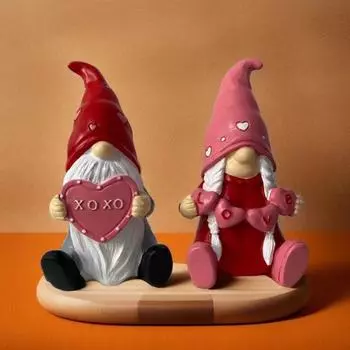 Статуэтка гнома ко Дню святого Валентина Yousheng, розовая статуэтка гнома в форме сердца, раскрашенная вручную смоляная настольная статуэтка гнома для подарков на День святого Валентина Men
