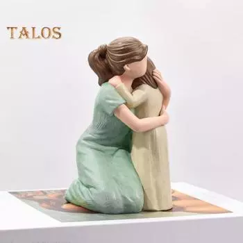 Статуэтка матери и дочери из смолы, обнимающая статую матери и дочери, подарок на день рождения ко Дню матери для декора спальни и гостиной разноцветный