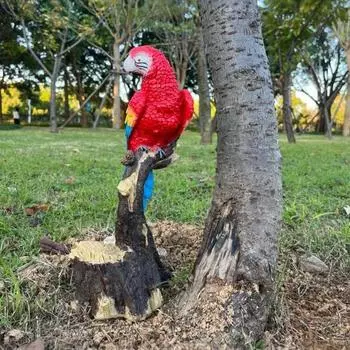 Статуэтка попугая из смолы, реалистичная фигурка попугая для сада, стоящий попугай на ветке, украшение для внутреннего дворика, балкона, газона, декор красный