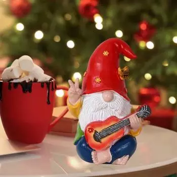Статуэтка сидящего гнома, садовая статуэтка гнома из смолы с музыкальным инструментом, раскрашенная скульптура гнома