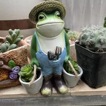 Статуя лягушки Яркий внешний вид Устойчивость к атмосферным воздействиям Изысканное качество изготовления Лягушачий двор Художественная скульптура из смолы для украшения газона