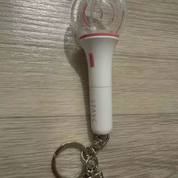 Stayc Lightstick Wink Stick Keyring Sell