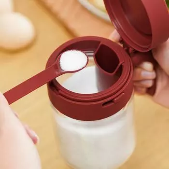 Стеклянная банка для специй с замком для ложки. Термостойкий контейнер для приправ для кухни. Банка для хранения 2-в-1 с ложкой для соли, сахара, специй.