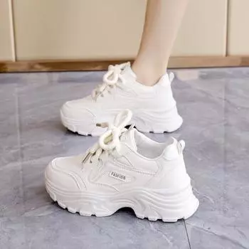 Stepping on shit feeling autumn work sports shoes women s Hong Kong style retro dad shoes soft sole shock absorption lightweight student little white 35 чёрный
