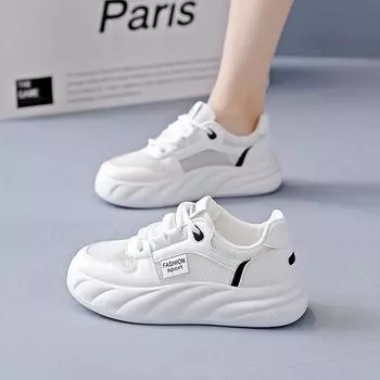 Stepping on shit feeling breathable mesh shoes women s summer 2024 new versatile thin mesh hollow sports board shoes A1 35