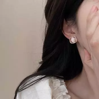 Sterling Silver Needle Opal Diamond Stud Earrings for Women Gentle Elegant Delicate Earrings Niche Style without Piercing Mosquito Coil Ear Clip Pair of Opalite studded earrings