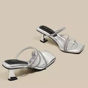 Стиль королевской сестры~ босоножки со стразами, тонкие каблуки, высокие каблуки для женской летней одежды 2024 года, новые модели с юбками, стразами, односложные образы 35 чёрный