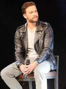 Стильная черная мужская мотоциклетная кожаная куртка ручной работы из натуральной байкерской овчины XS чёрный