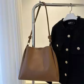 Стильная и фактурная сумка-мессенджер, популярная новая сумка через плечо, корейская версия, женская сумка, сумка для поездок на работу чёрный