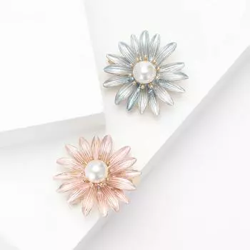 Стильная и простая, маленькая брошь в виде ромашки, женский трендовый стиль, изысканная булавка для воротника с цветком, булавка-антиблик