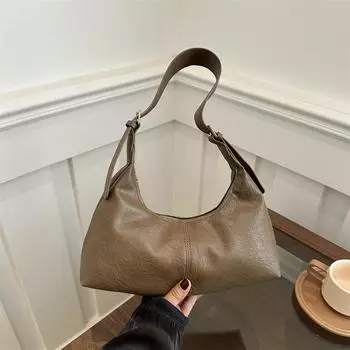 Стильная и простая сумка через плечо для женщин 2024 года, новая корейская версия, тренд, универсальная сумка-мессенджер в форме полумесяца чёрный