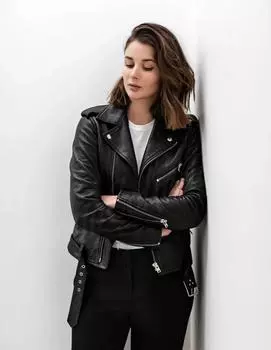 Стильная женская куртка из натуральной овчины, черная байкерская мотоциклетная куртка ручной работы XS чёрный