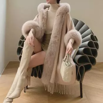 Стильное бархатное пальто-накидка с капюшоном и кисточками на осень/зиму One size