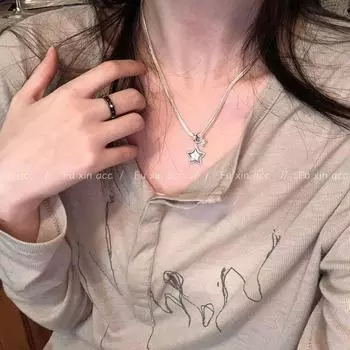 Стильное металлическое ожерелье со звездой в виде бриллиантов для женщин - легкая роскошная цепочка на ключицу в японском и корейском стиле Pentagram Pendant Necklace