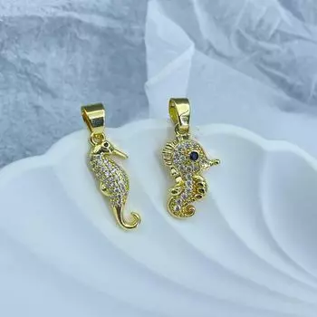 Стильное женское ожерелье с подвеской в виде морского конька с бриллиантами, покрытое 18-каратным золотом z0227