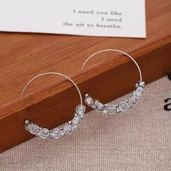 Стильные и изысканные серьги с цирконом в форме круга, сверкающие и роскошные для лета