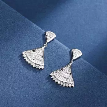 Стильные и красивые серьги из циркония для женщин, модные веерные украшения, треугольные циркониевые украшения высокого качества, подарок на годовщину, вечеринка белый