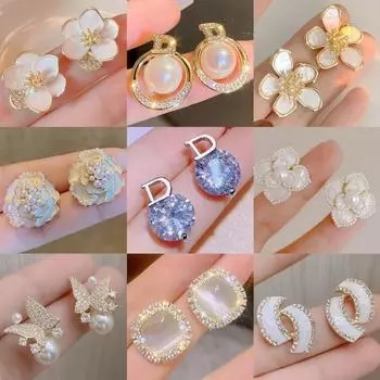 Стильные изысканные серьги знаменитостей осени 2024 года – модные аксессуары высокого класса Fashion earrings-26