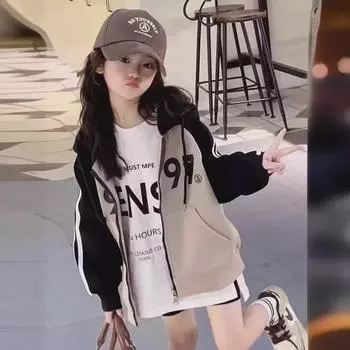 Стильные весенние и осенние куртки для девочек 2024 года - модные спортивные толстовки для детей. 120