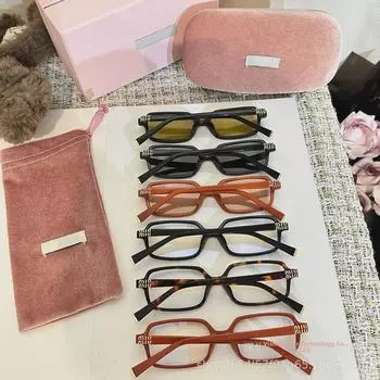 Стильные женские квадратные солнцезащитные очки Miu Miu SMU11ZS с защитой от ультрафиолета