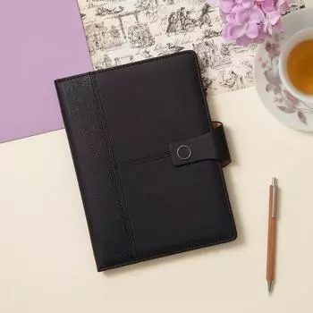 Стильный и прочный кожаный блокнот в твердом переплете с магнитным клапаном и держателем для ручек (Классический черный) A-5 чёрный