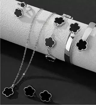 Стильный комплект украшений Lucky Clover из 5 предметов — ожерелье, серьги, кольцо, браслет и браслет — цинковый сплав, идеально подходит для повседневной носки или в качестве подарка!