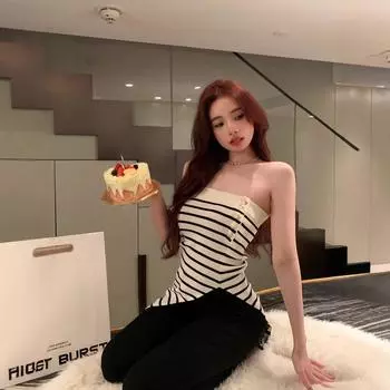 Стильный полосатый трикотажный топ на одно плечо без рукавов для женщин One Size (Up to 125 lbs) абрикосовый