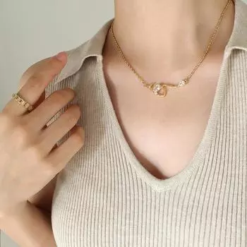 Стиль Уникальный дизайн Титановая сталь Позолоченное ожерелье, латунный кулон в форме корня с цирконием Персонализированные ювелирные изделия