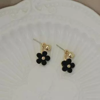 Sting Black Small Flower Retro Low-Key Front and Back Silver Needle Pair of flower earrings